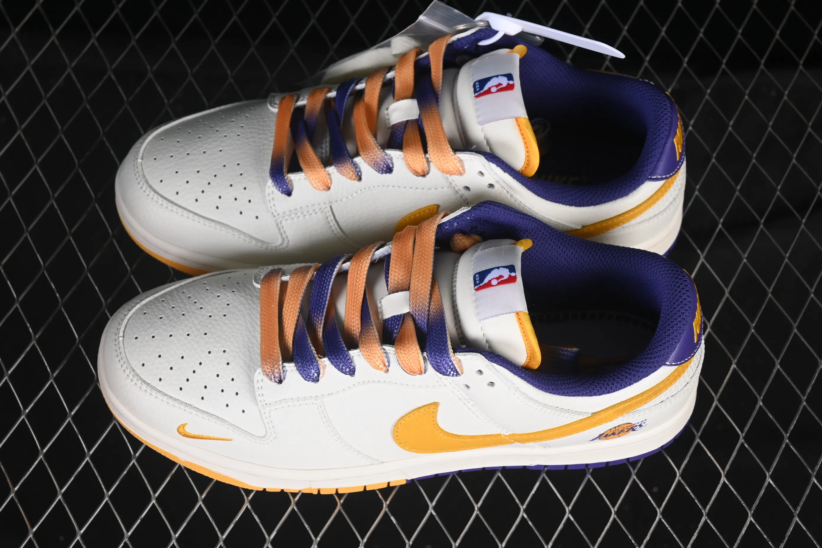 All categories Nk SB Dunk Series Nk SB Dunk Low High-end customized low-top sneakers Nike SB Dunk Low NBA co-branded Purple Lakers Anniversary high-end customized low-top casual sneakers CS1688-107